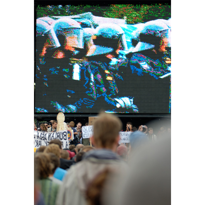 3.8.2005 - protest proti policejn brutalit | protest against police brutality